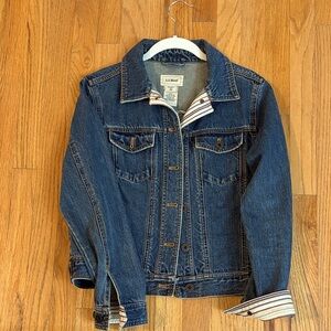 LLBean Woman’s  Denim jacket size XS